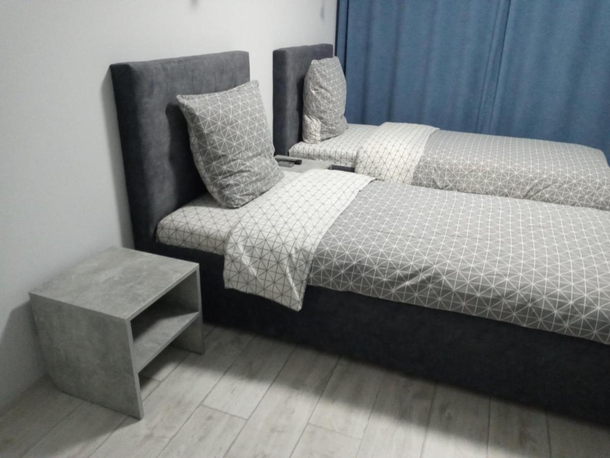 Посуточно Отличная Квартира В Центре Uzjhorod Eksteriør bilde